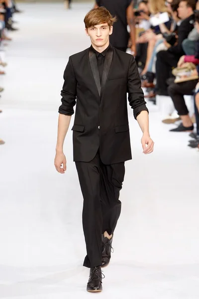Look 45